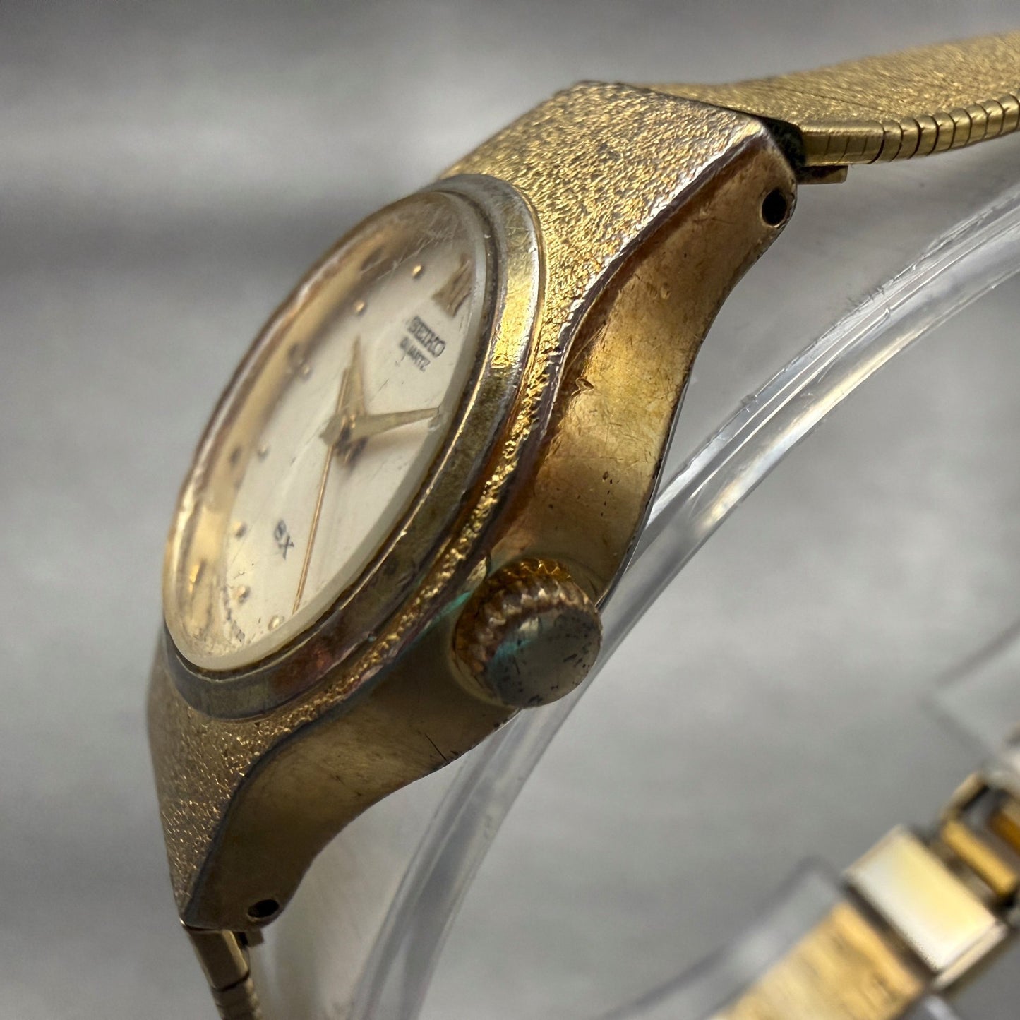Seiko SX Watch Women 20mm Champagne Dial Gold Tone Round 8Y21-0020 New Battery2