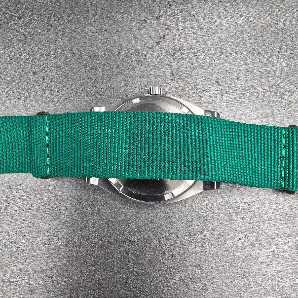 Nixon The Time Teller Watch Men 37mm Blue Dial Silver Tone Round New Battery10
