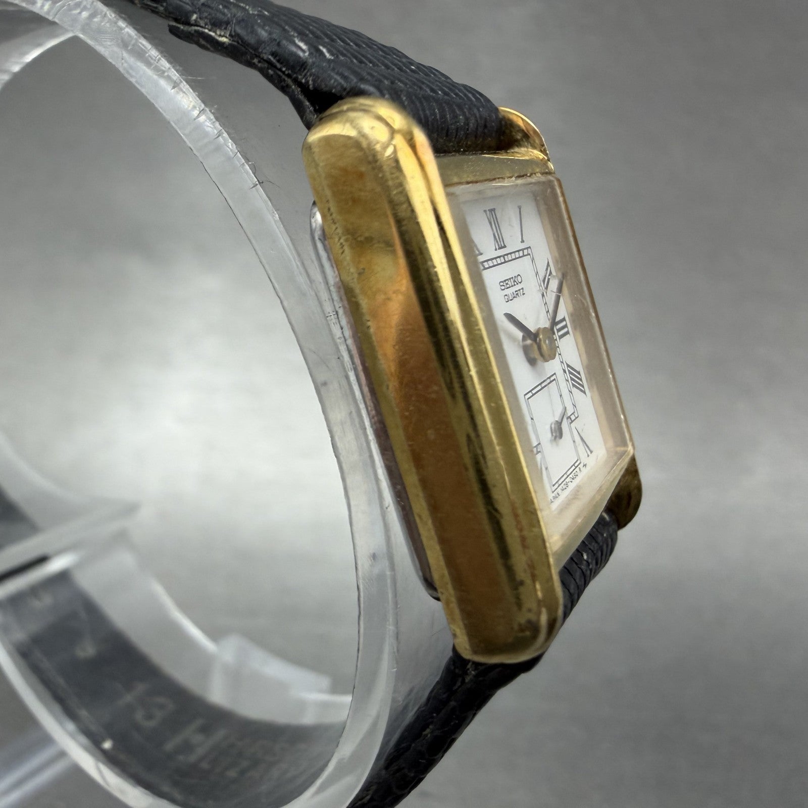 Seiko Tank Watch Women 18mm White Dial Gold Tone Small Seconds 1428-5160 New Bat3