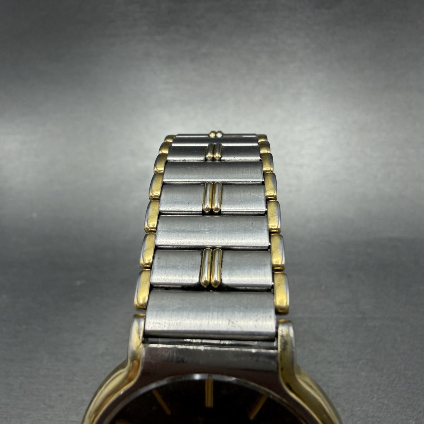 Seiko Watch Men 33mm Gray Dial Two Tone Round Vintage 5Y30-7019 New Battery4