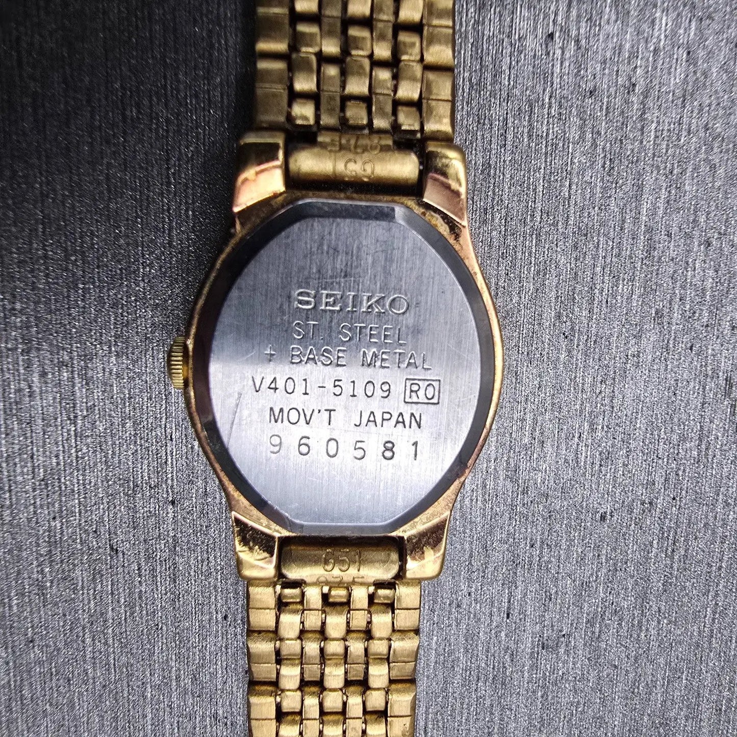 Seiko Watch Women 18mm Black Dial Gold Tone Oval V401-5109 New Battery Vintage10