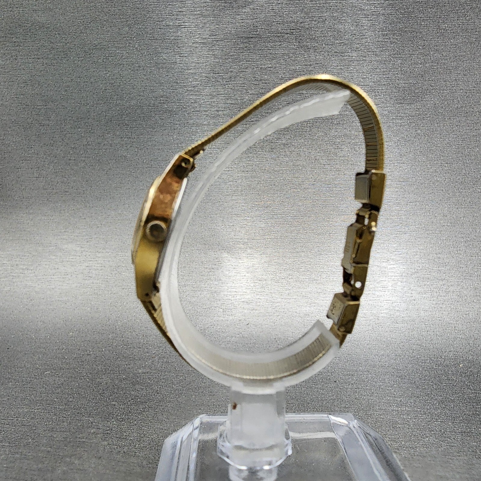 Seiko Watch Women 20mm Gold Dial Gold Tone Round 8Y210200 New Battery6