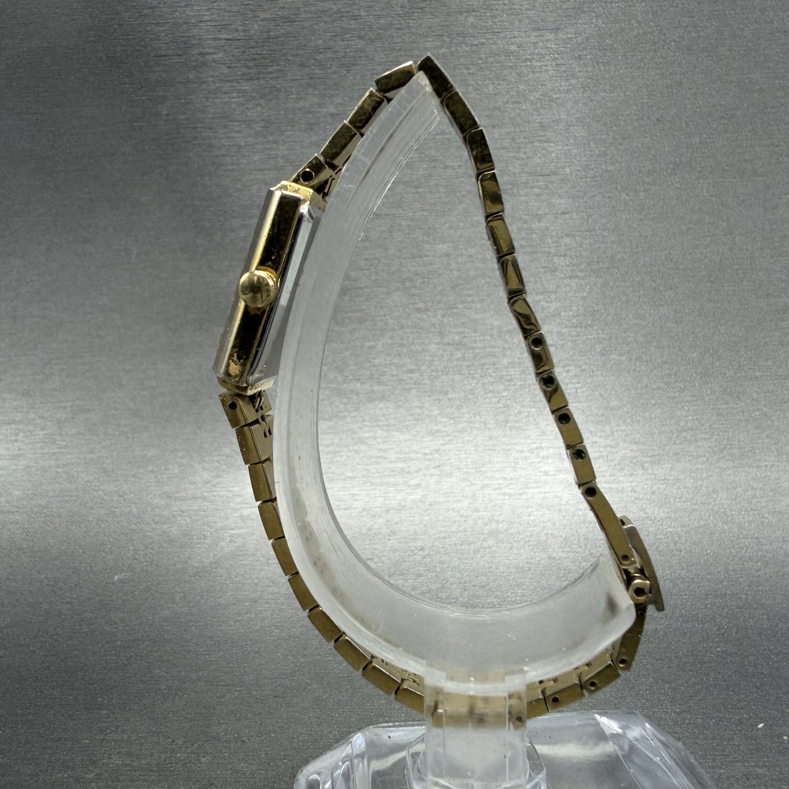 Citizen CQ Watch Women 17mm Champagne Dial Gold Tone Rectangle 3220 New Battery6