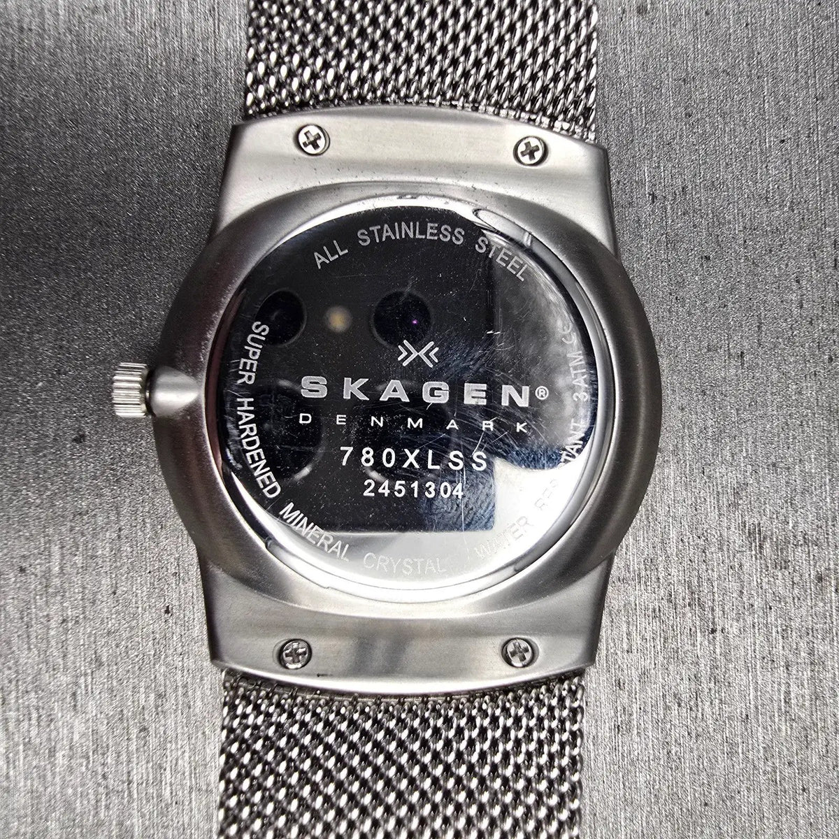 Skagen Watch Men 40mm Silver Dial Silver Tone Date Round 780XLSS New Battery11