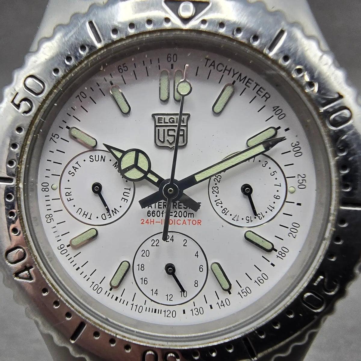 Elgin Watch Men 38mm White Dial Silver Tone Round Daydate FK-666 New Battery JDM1