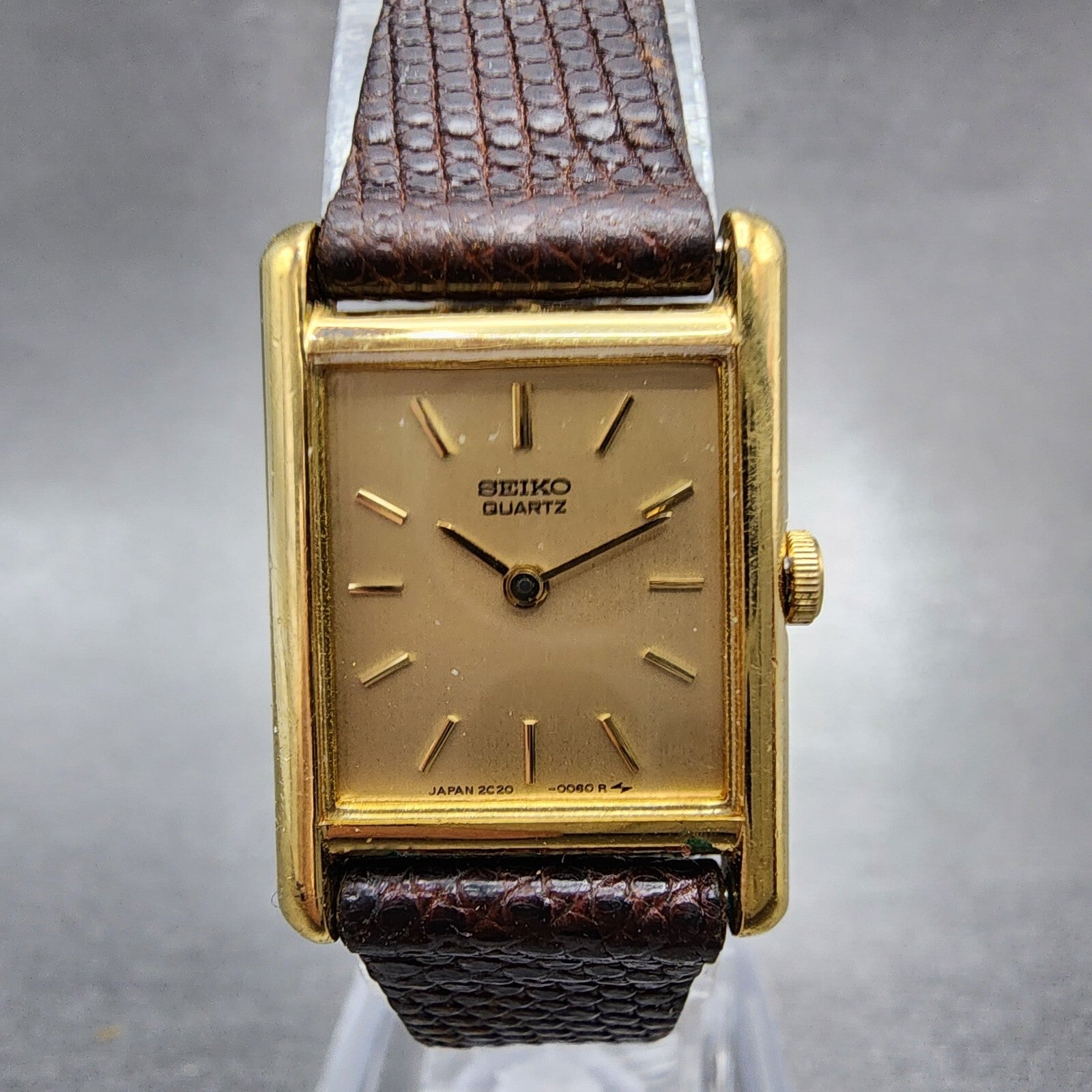 Seiko Tank Watch Women 18mm Gold Dial Gold Tone Rectangle 2C205019 New Battery1