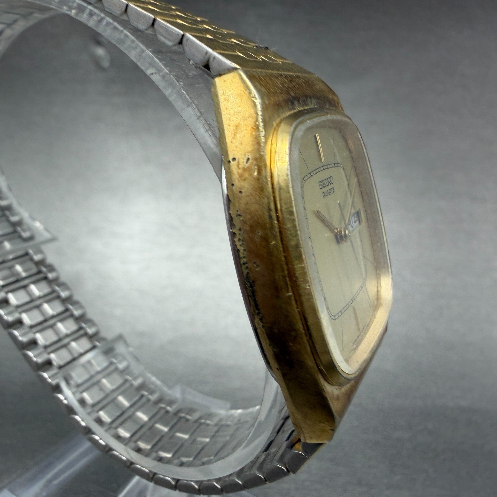 Seiko Tank Watch Men 32mm Champagne Dial Gold Tone Daydate 6433-5030 New Battery3