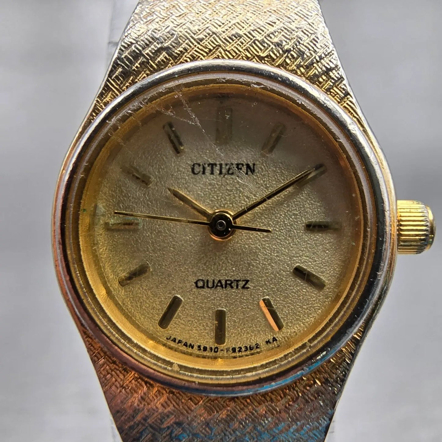 Citizen Watch Women 23mm Champagne Dial Gold Tone Oval 5930-F90427 New Battery1