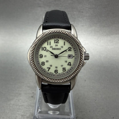 Seiko Watch Women 27mm Luminous Dial Silver Tone Date 7N82-6D09 New Battery0
