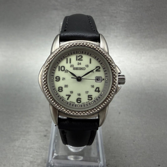 Seiko Watch Women 27mm Luminous Dial Silver Tone Date 7N82-6D09 New Battery0
