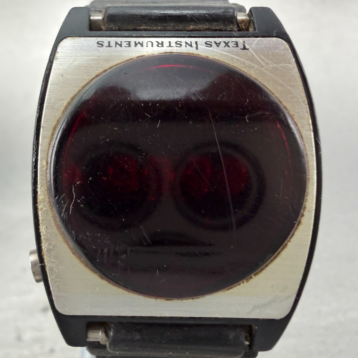 Texas Instruments Red Led Watch Men 31mm Black Silver Tone Round NO BACK PARTS2