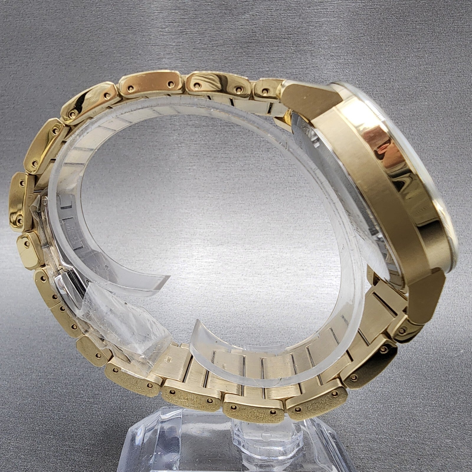 Movado Bold Evolution Chronograph Watch Men 42mm Gold Dial Gold Tone Date CHIP8