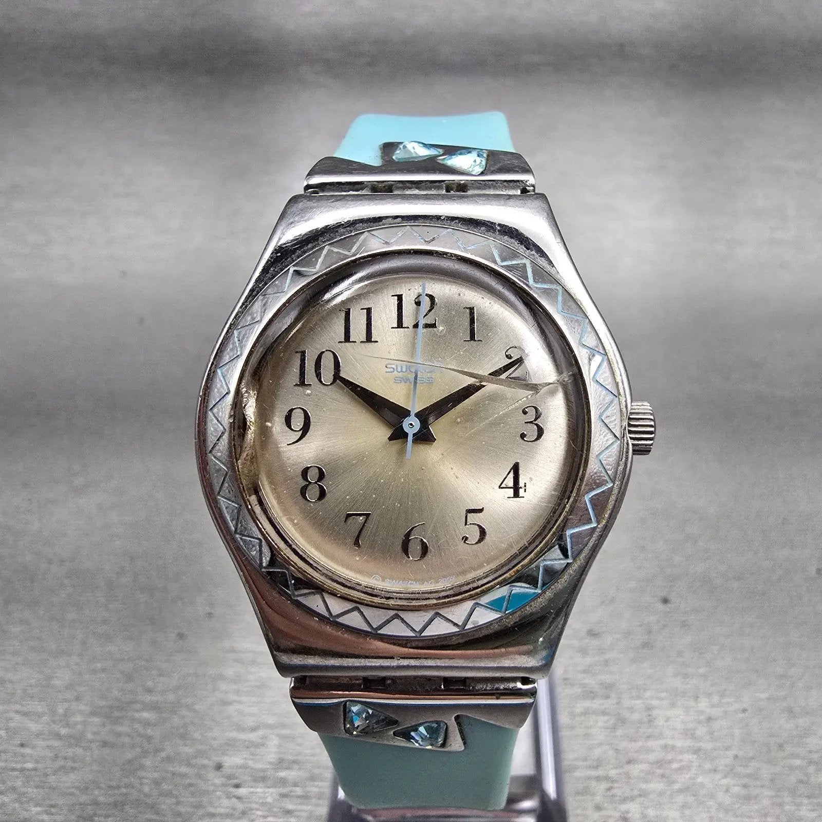 Swatch Irony ELLAZUL Watch Women Silver Dial Blue Band YLS154 CRAKCED New Batt0