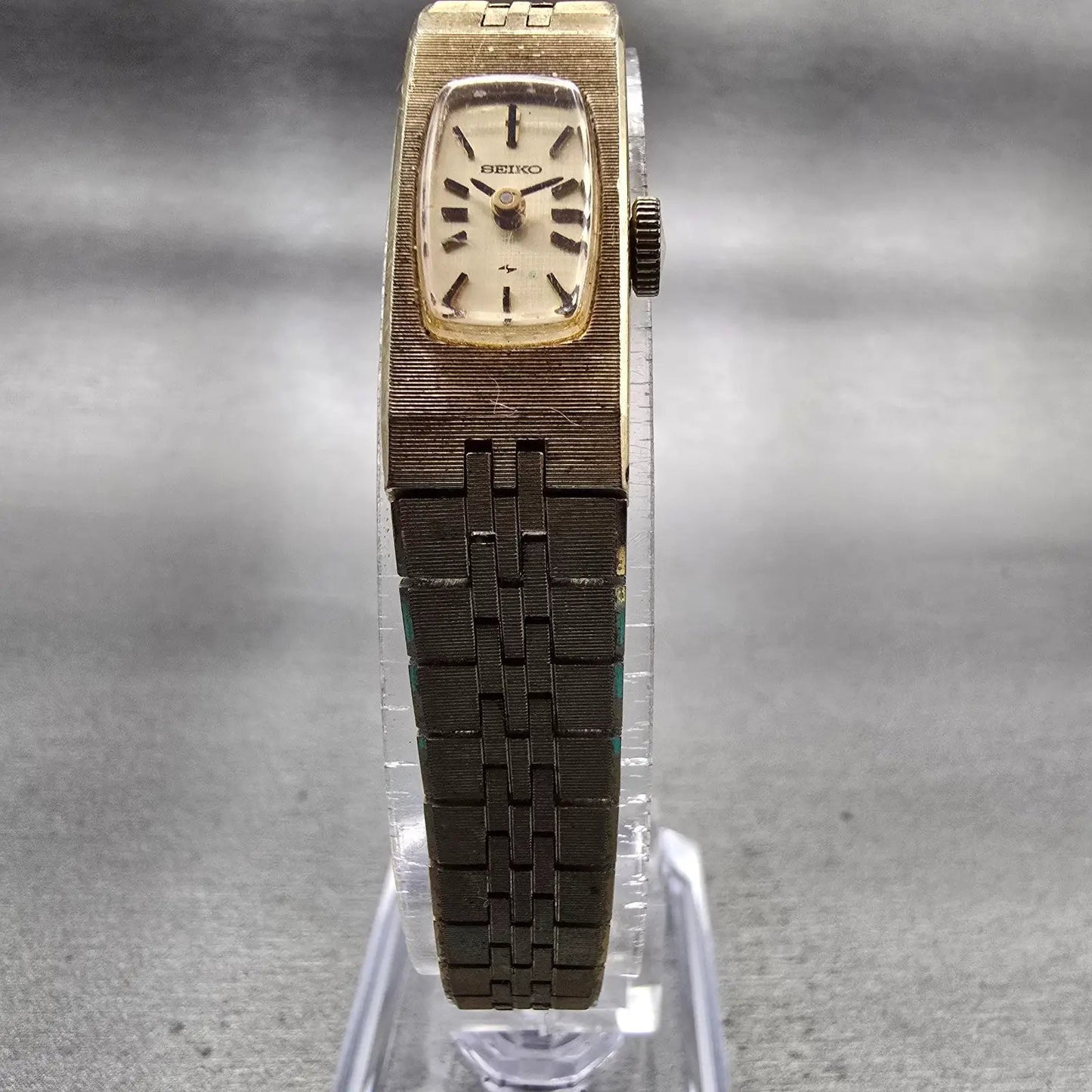 Seiko Watch Women 12mm Gold Dial Gold Tone Rectangle 1520-3339 Manual Wind VTG5