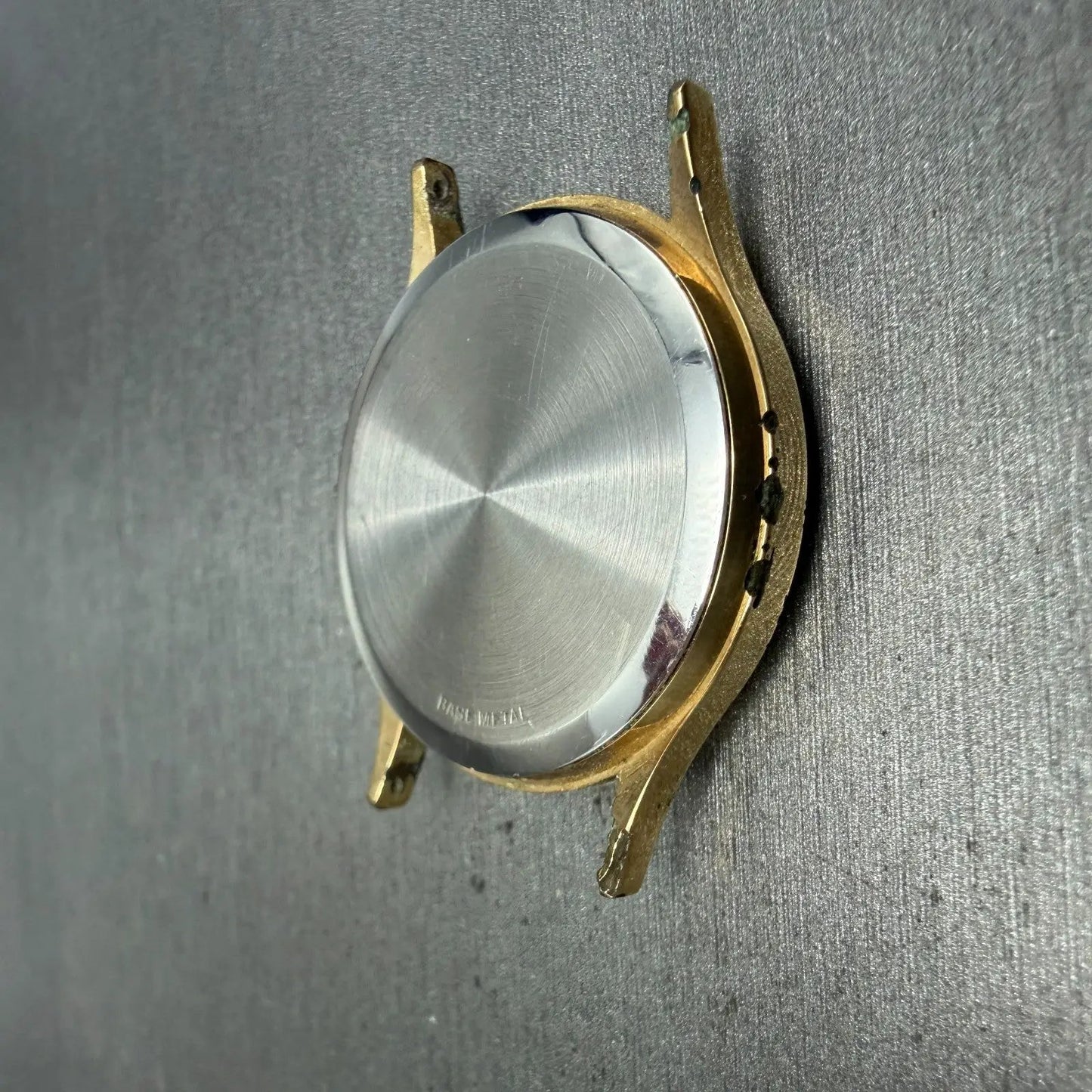 Wittnauer Pegasus Watch Men 33mm Champagne Dial Gold Tone Round New Battery10
