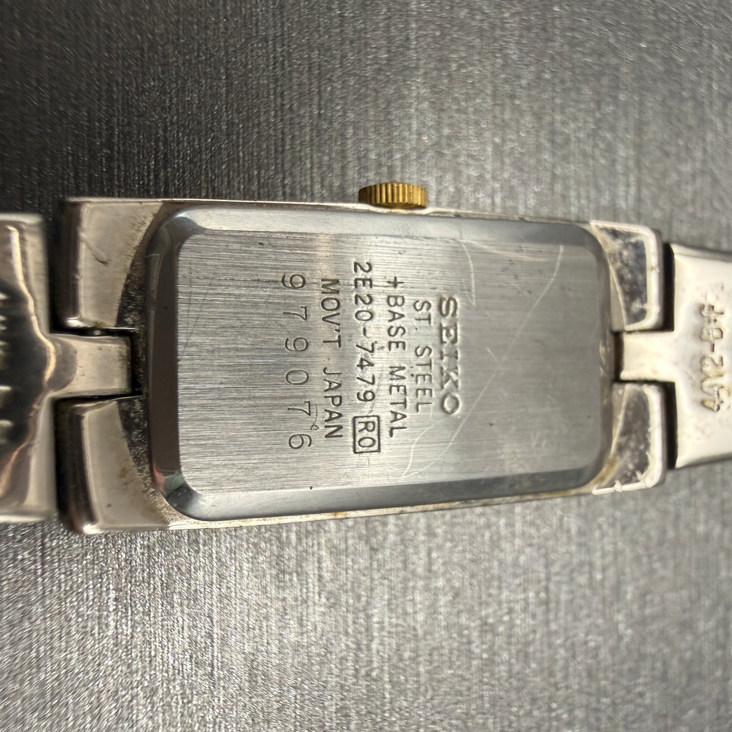 Seiko Watch Women 13mm White Dial Two Tone Rectangle 2E20-7479 New Battery10