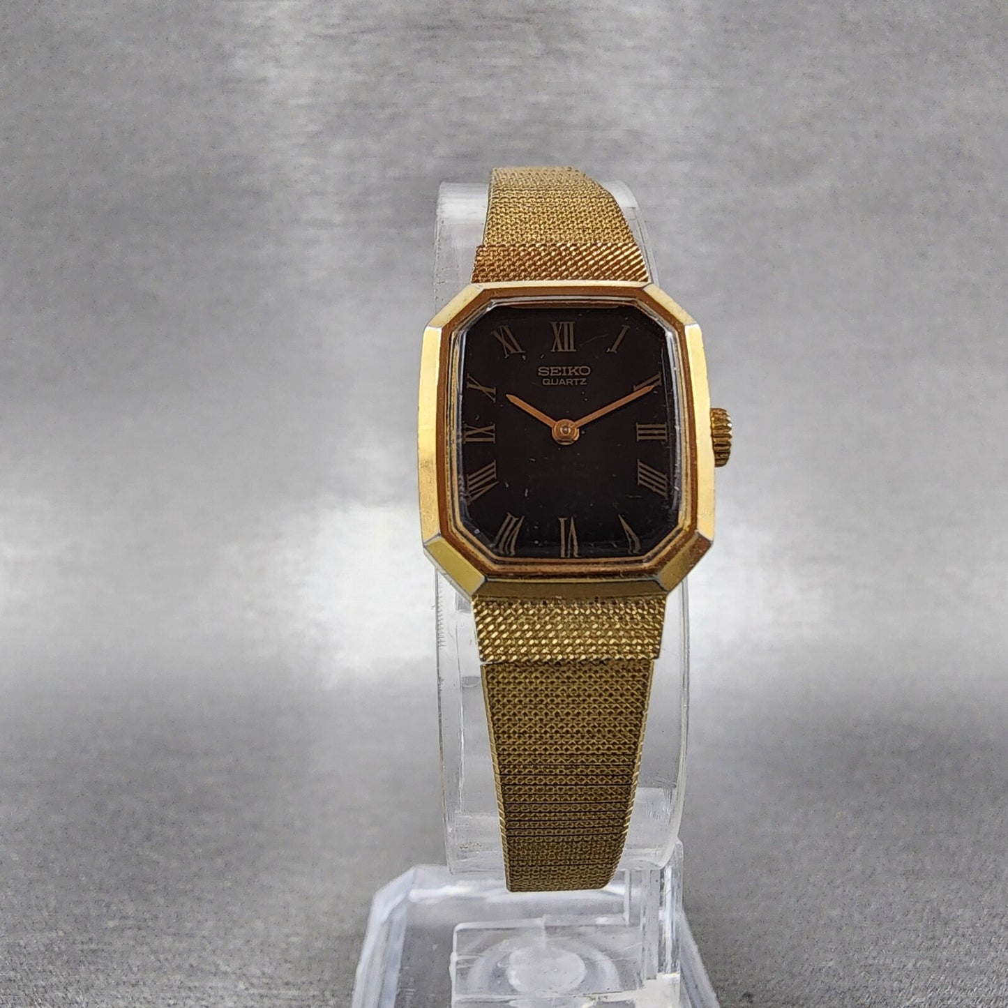 Seiko Watch Women 17mm Black Dial Gold Tone Octagon 4N005139 New Battery5
