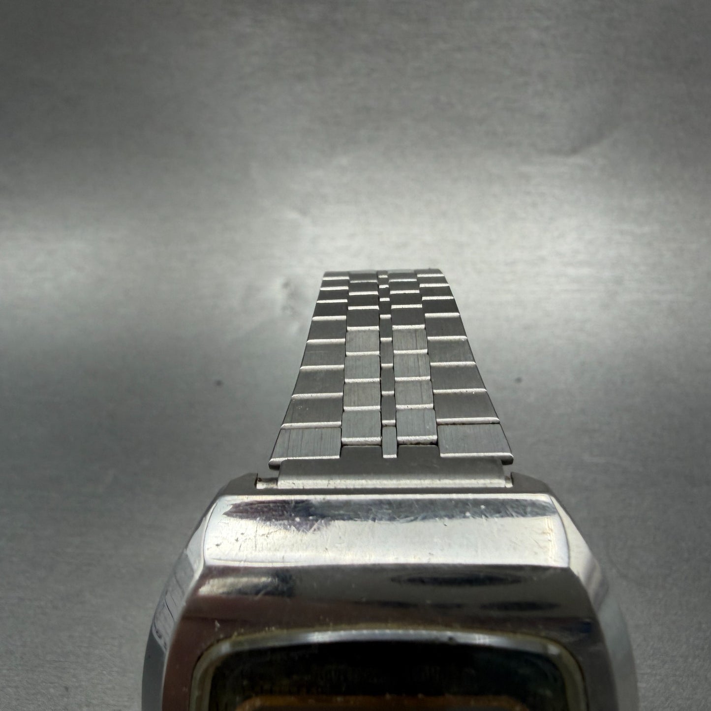 Orient Digital Watch Men 39mm LCD Silver Tone Green Dial TS641102-40 PARTS5