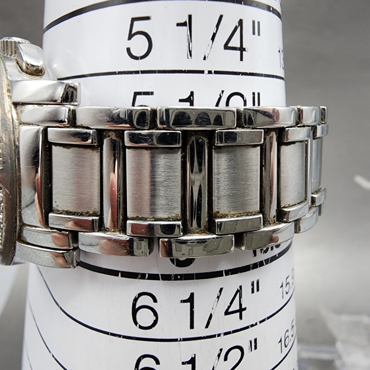 Bulova Chronograph Watch Women 30mm MOP Dial Silver Tone Date 96R47 New Battery10