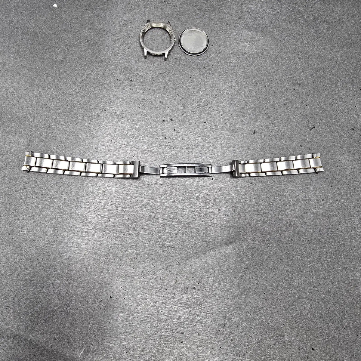 MovadoVerso Bracelet 11mm Two Tone Stainless Steel Butterfly Clasp 85-G4-82512