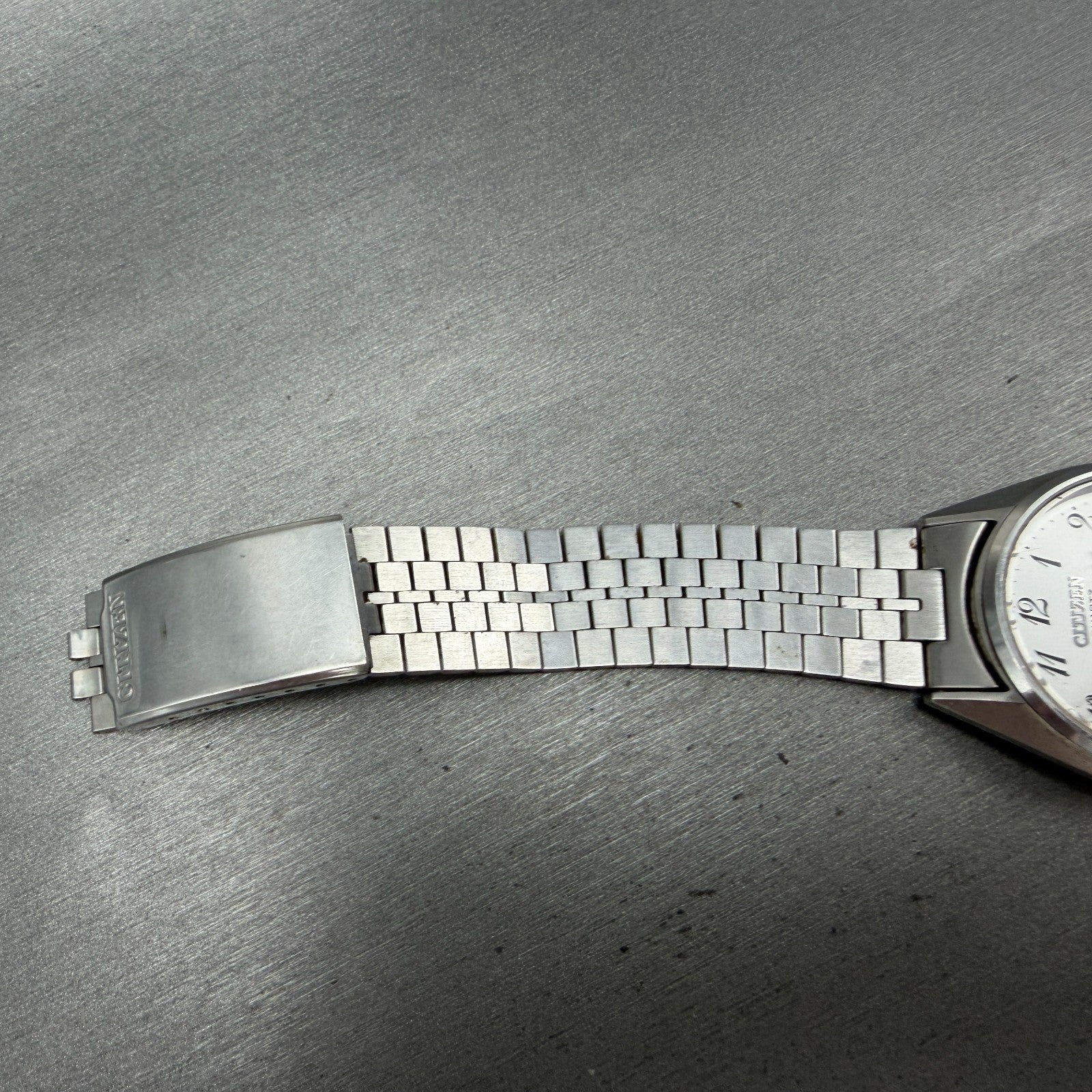 Citizen Seven Star Watch Men 35mm Silver Dial Silver Tone Daydate 4-140214 PARTS8