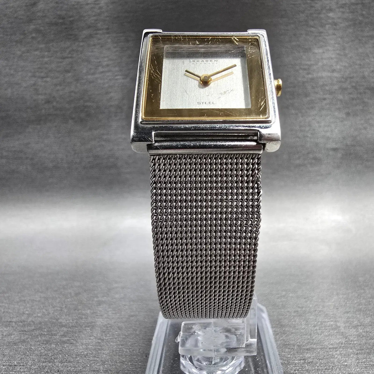 Skagen Tank Watch Women 23mm Silver Dial Two Tone Square 272SGS New Battery 235