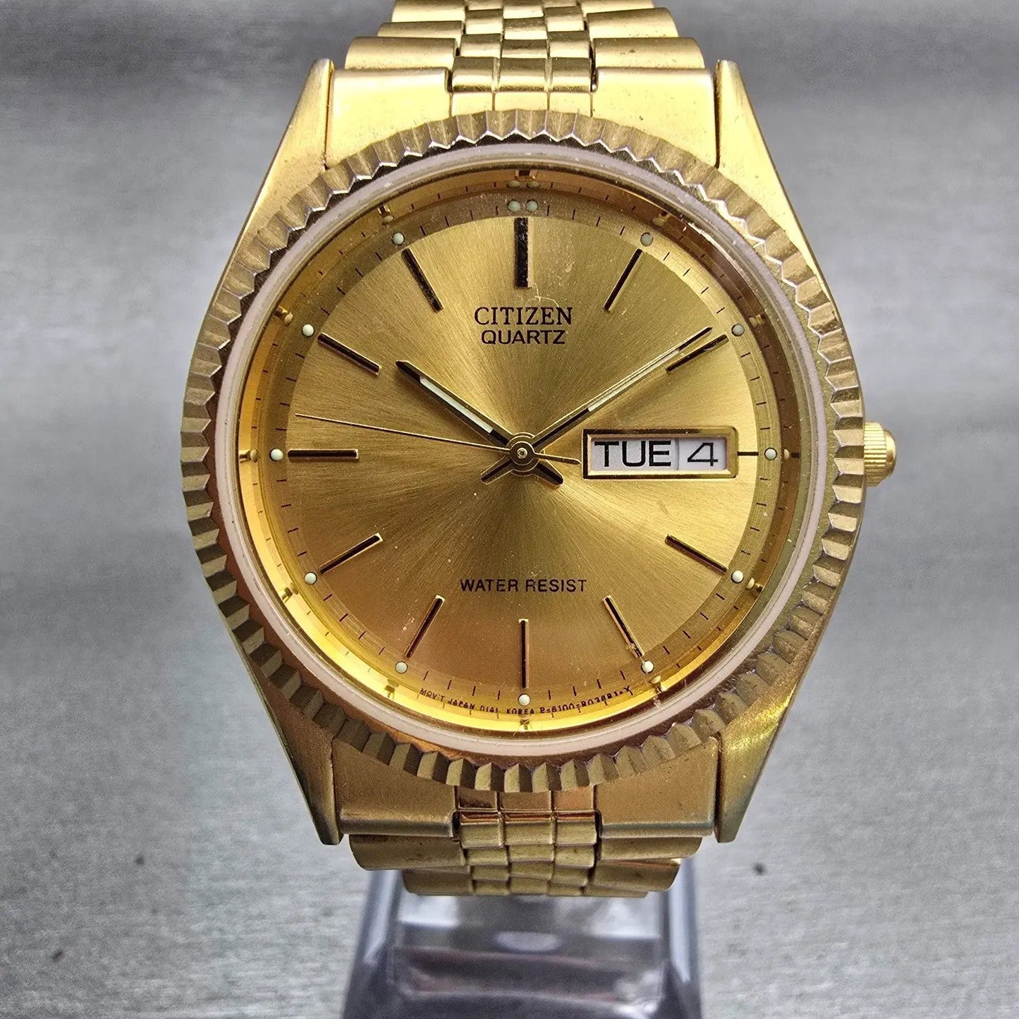 Citizen Watch Men 35mm Gold Dial Gold Tone Daydate Round 6100-R00391 New Battery0