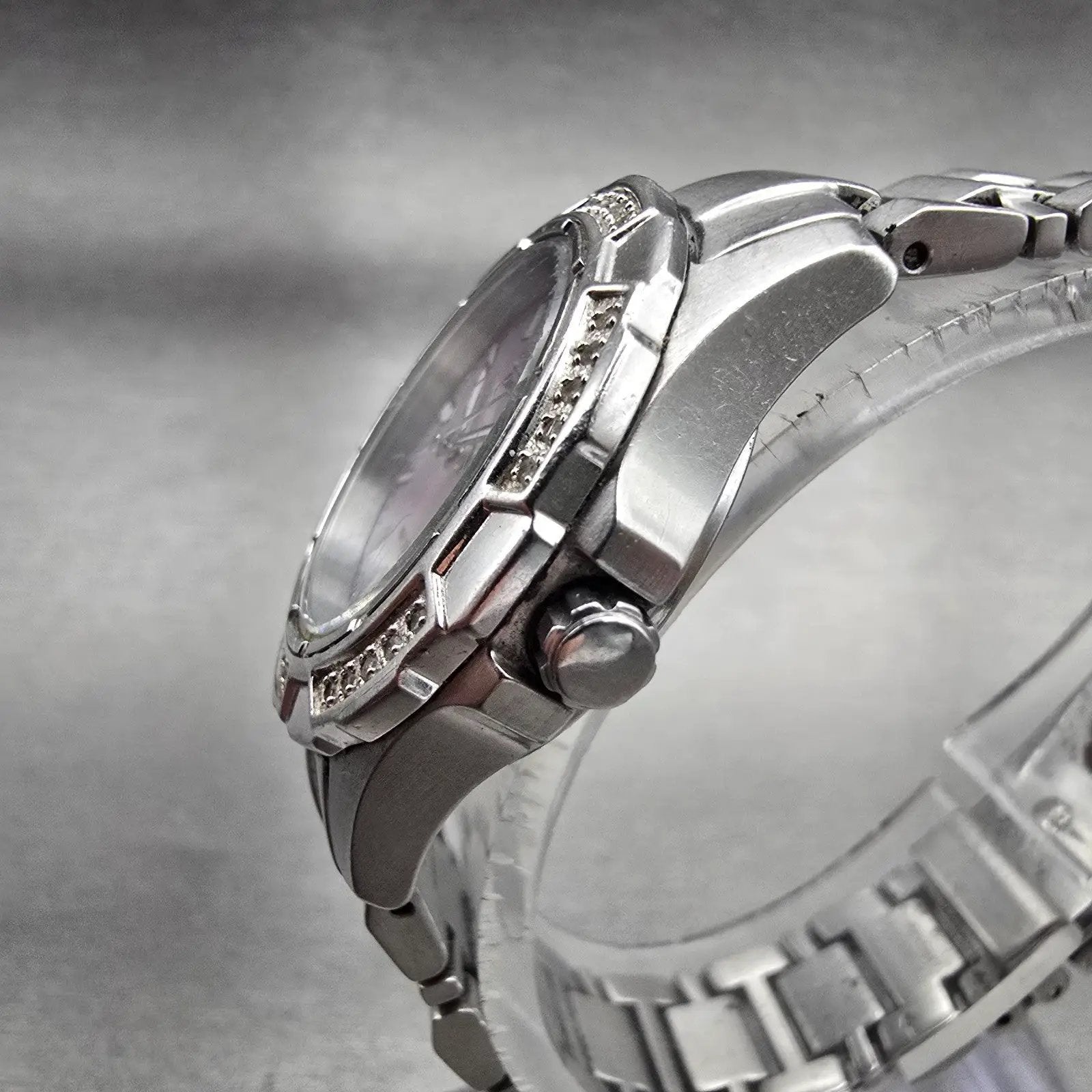 Citizen Eco-Drive Watch Women 28mm MOP Dial Date Gemmed E011-S055237 Works2