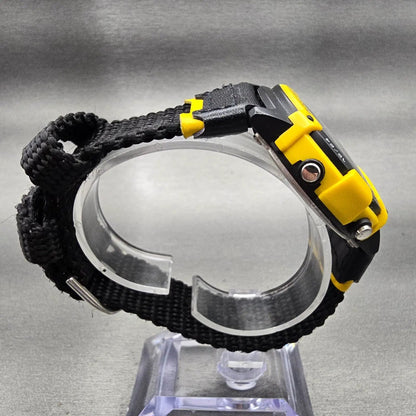 Casio Illuminator W-92H Watch Men 41mm Black Yellow Alarm Chronograph New Batt8