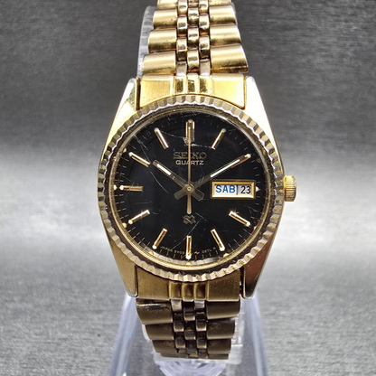 Seiko SQ Watch Women 24mm Black Dial Gold Tone Daydate Round 3Y03-0169 NewBat JP0