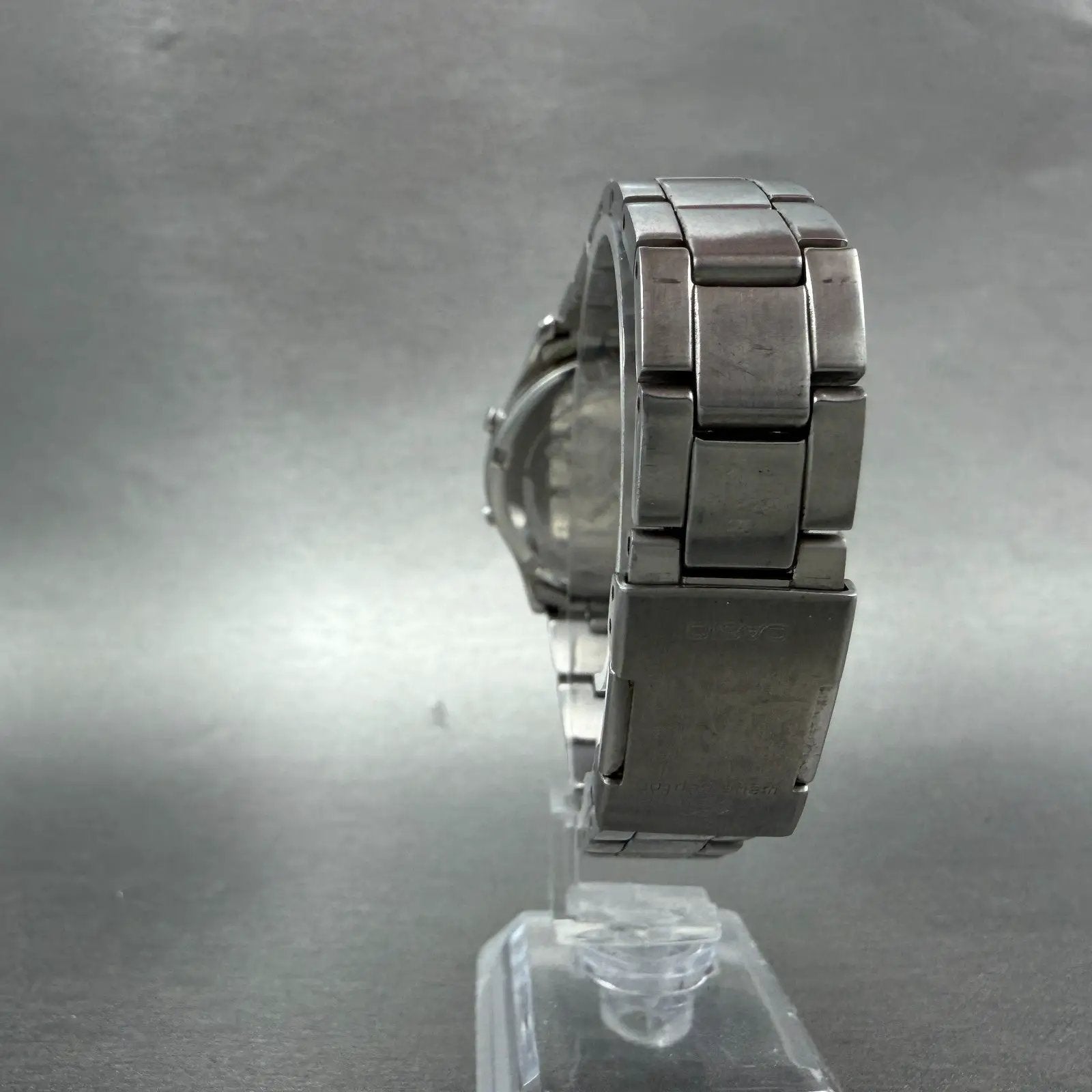 Casio LWQ-110DJ Watch Women 35mm Gray Dial Steel Case Date Solar Round Runs7
