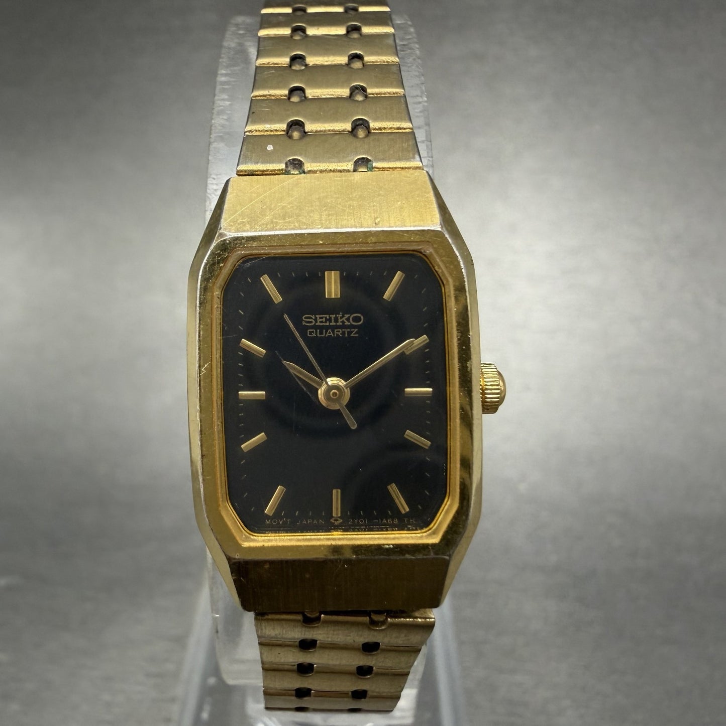 Seiko Tank Watch Women 17mm Black Dial Gold Tone 2Y01-5D20 Rectangle New Battery0