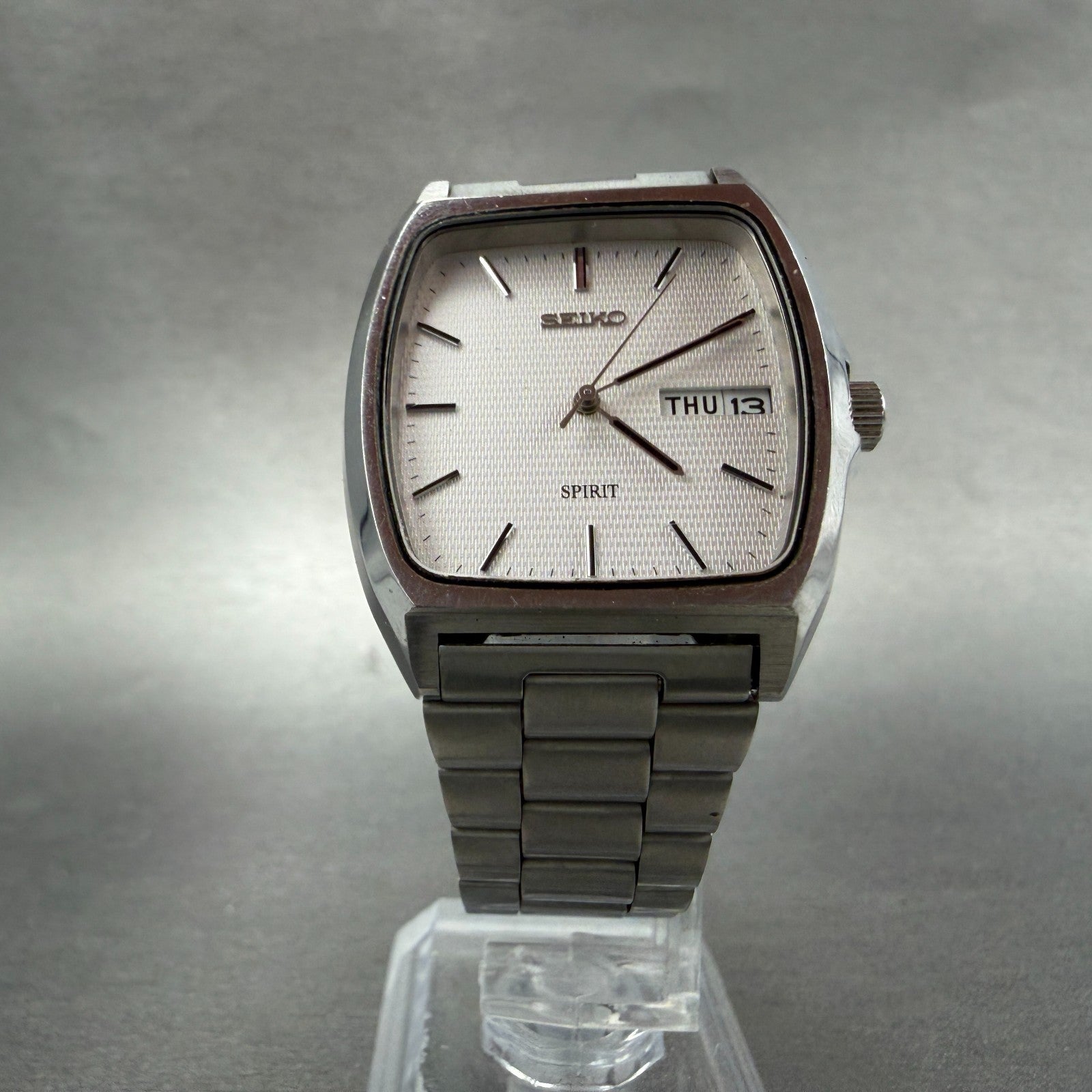 Seiko Spirit Watch Men 32mm Silver Dial Silver Tone Daydate 7N43-5040 PARTS VTG6