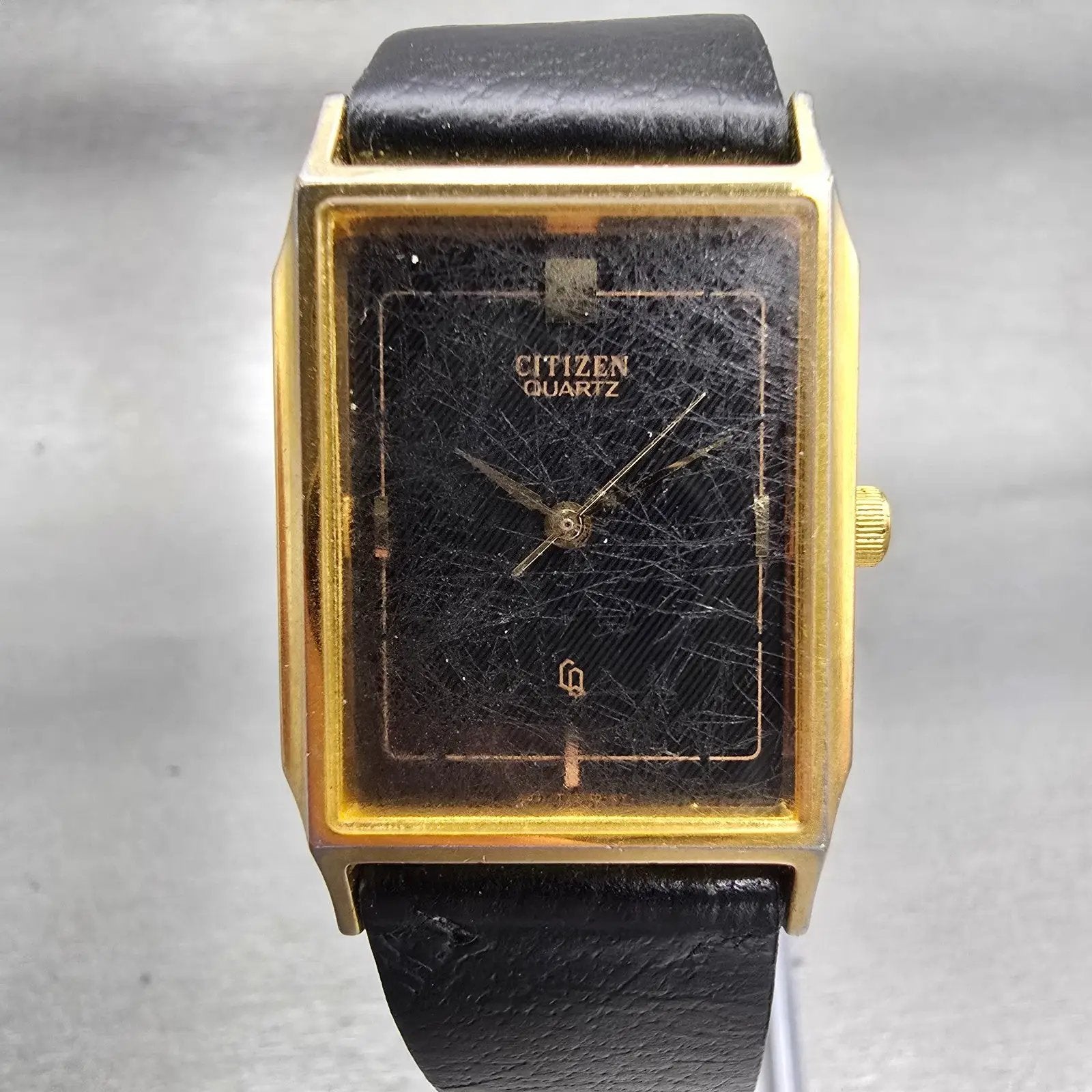 Citizen CQ Watch Men 24mm Black Dial Gold Tone Rectangle 4031-915267 New Battery0
