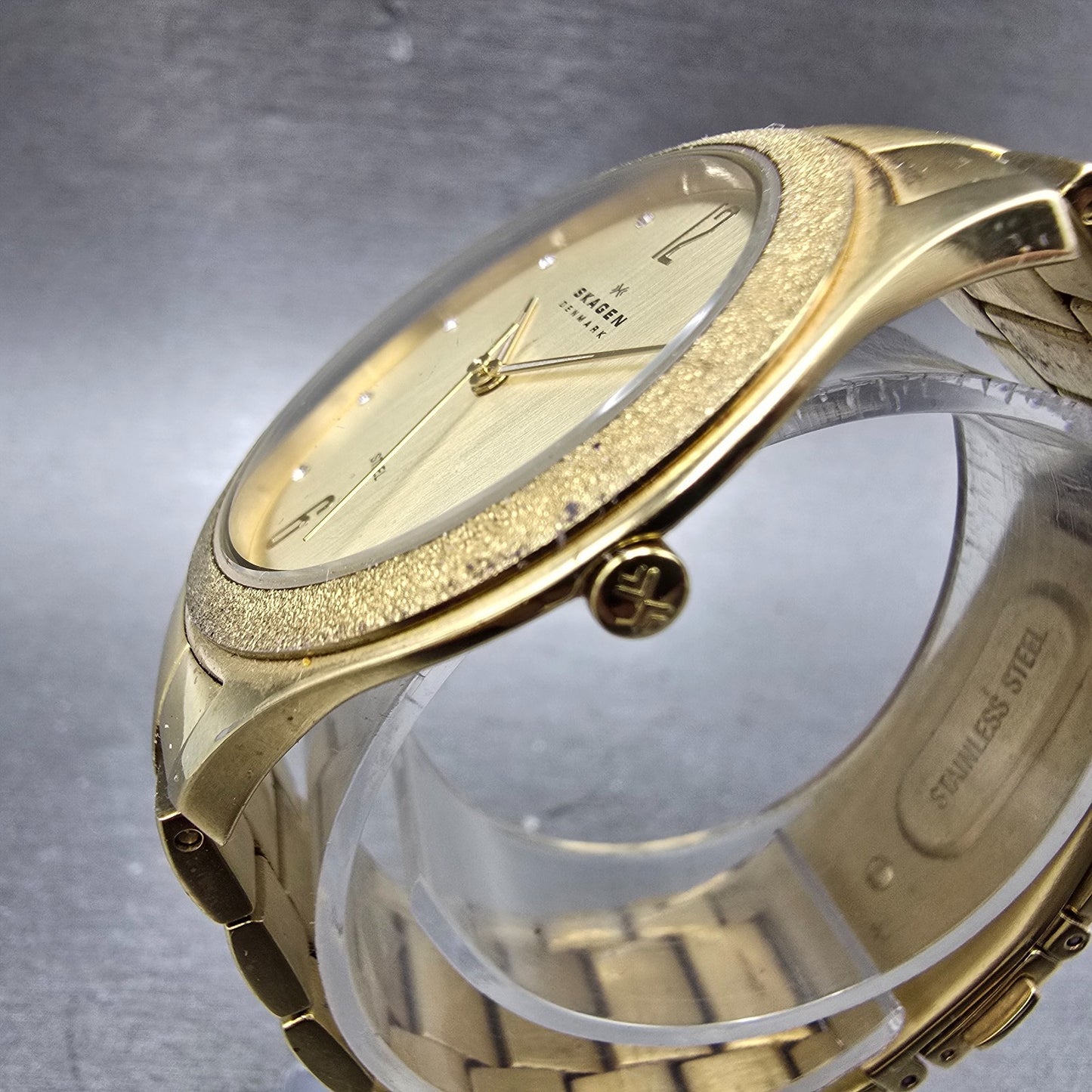 Skagen Watch Men 38mm Champagne Dial Gold Tone Round SKW2094 New Battery2