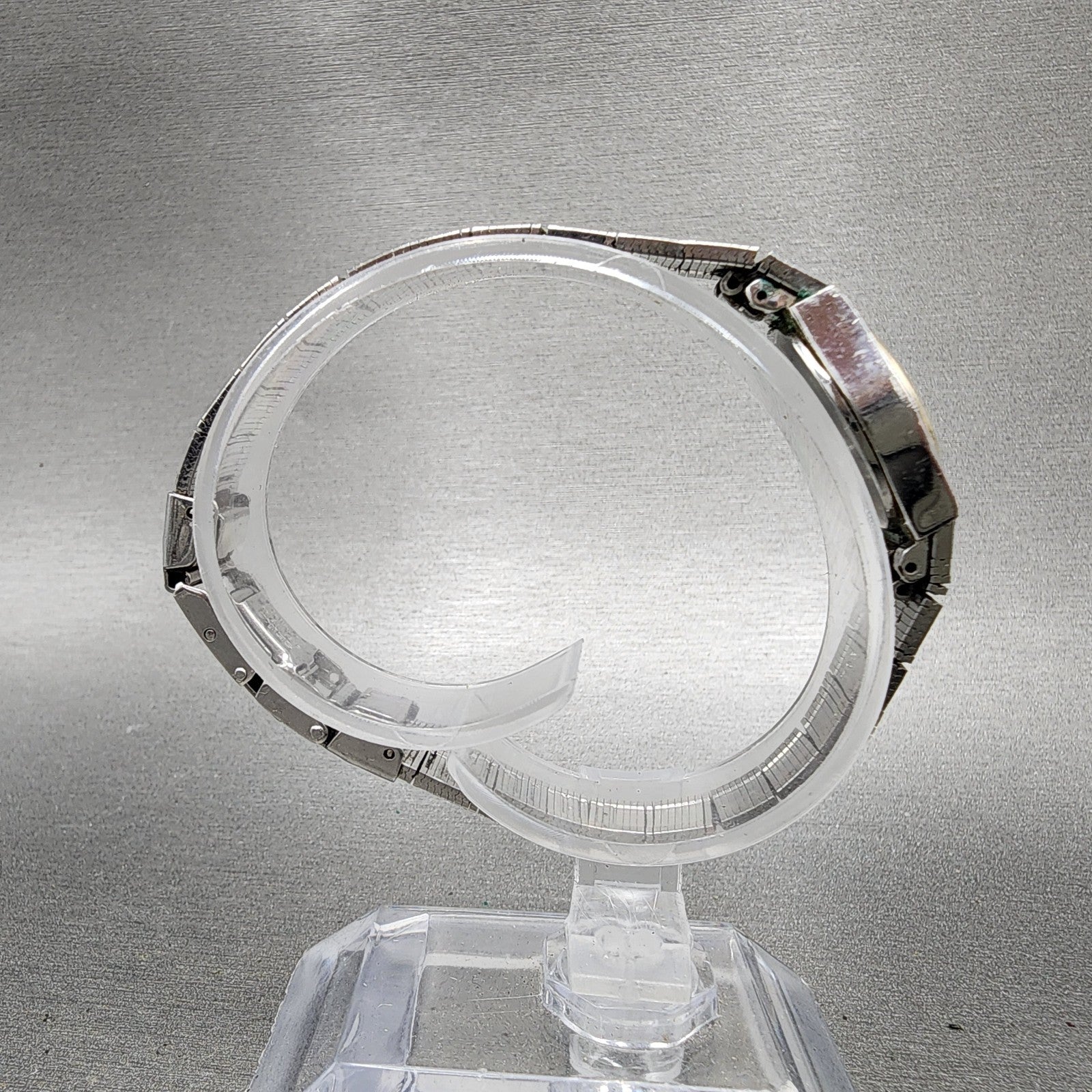 Seiko Watch Women 17mm Silver Dial Two Tone Round 54200129 New Battery Vintage8