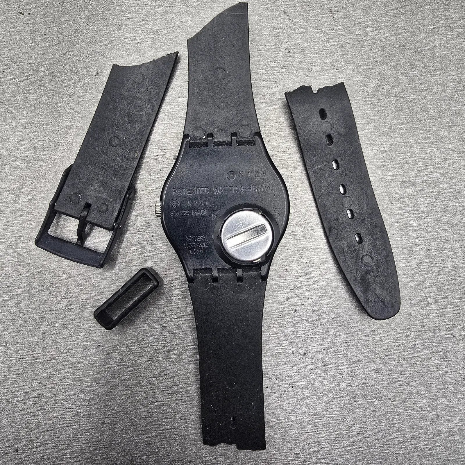 Swatch BAD TRIP Watch Men 33mm Black Dial Black Tone Round GB206 New Battery6