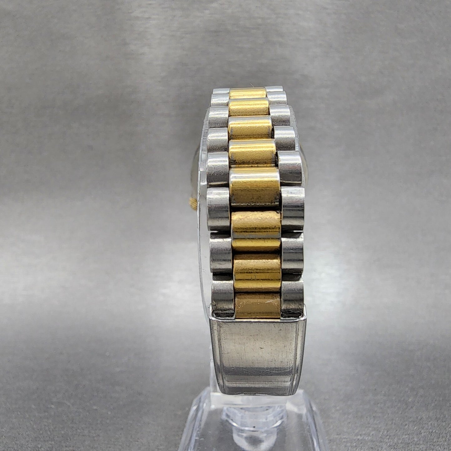 Seiko ALBA Aqua Gear Watch Women 31mm Champagne Dial Two Tone Daydate New Batt7