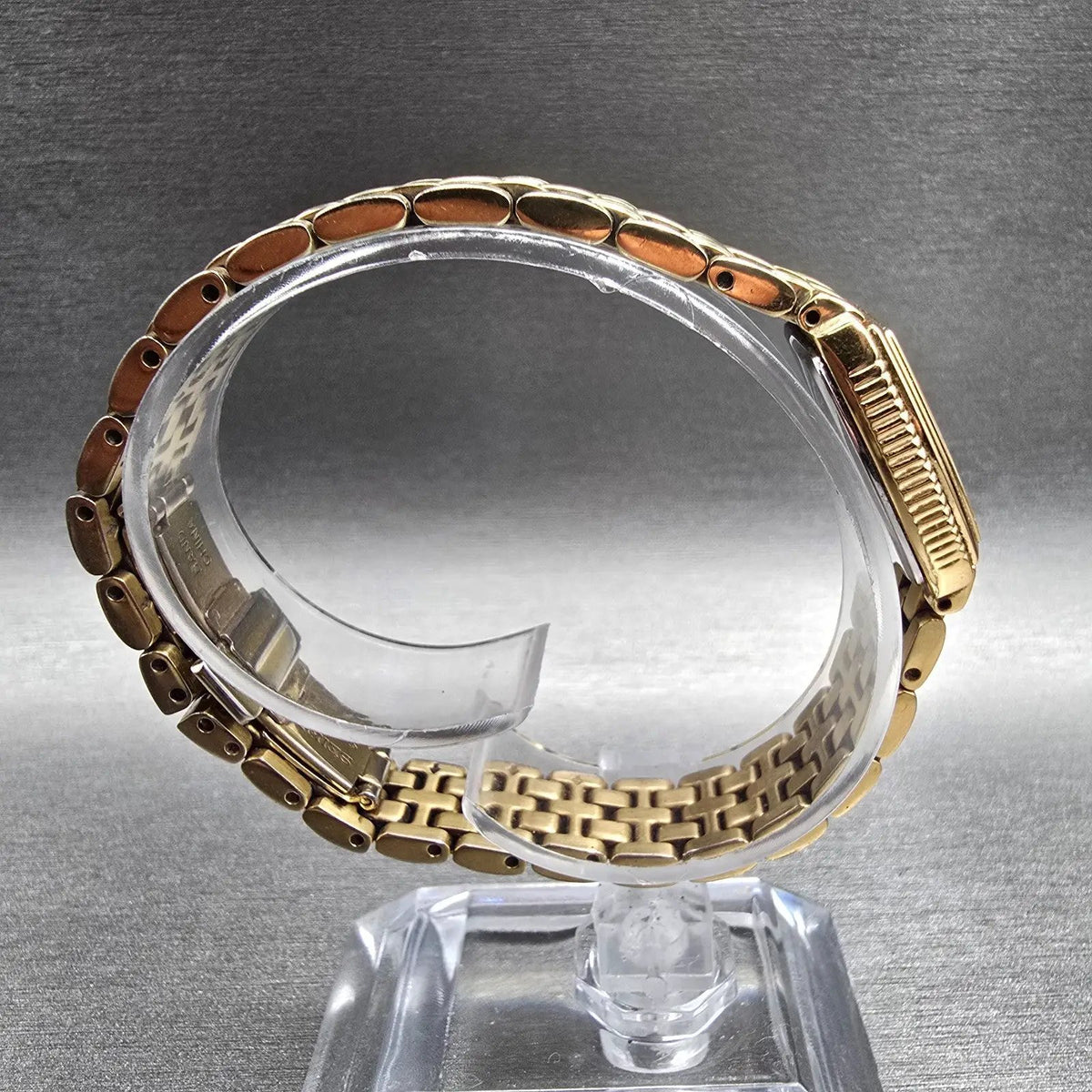 Seiko Watch Women 20mm MOP Dial Gold Tone Gemmed Rectangle 1N01-0HL0 New Battery8
