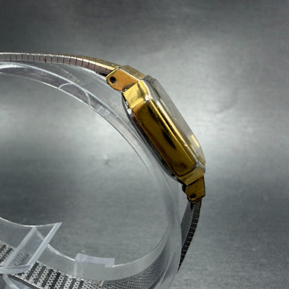 Citizen CQ Watch Women 17mm Champagne Dial Gold Tone 3220-S01795 New Battery3