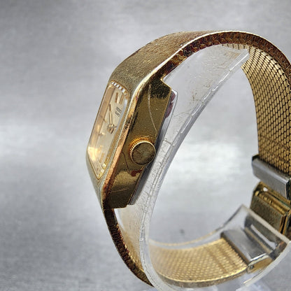 Seiko Tank Watch Women 16mm Champagne Dial Gold Tone Rectangle 163269 New Batt2