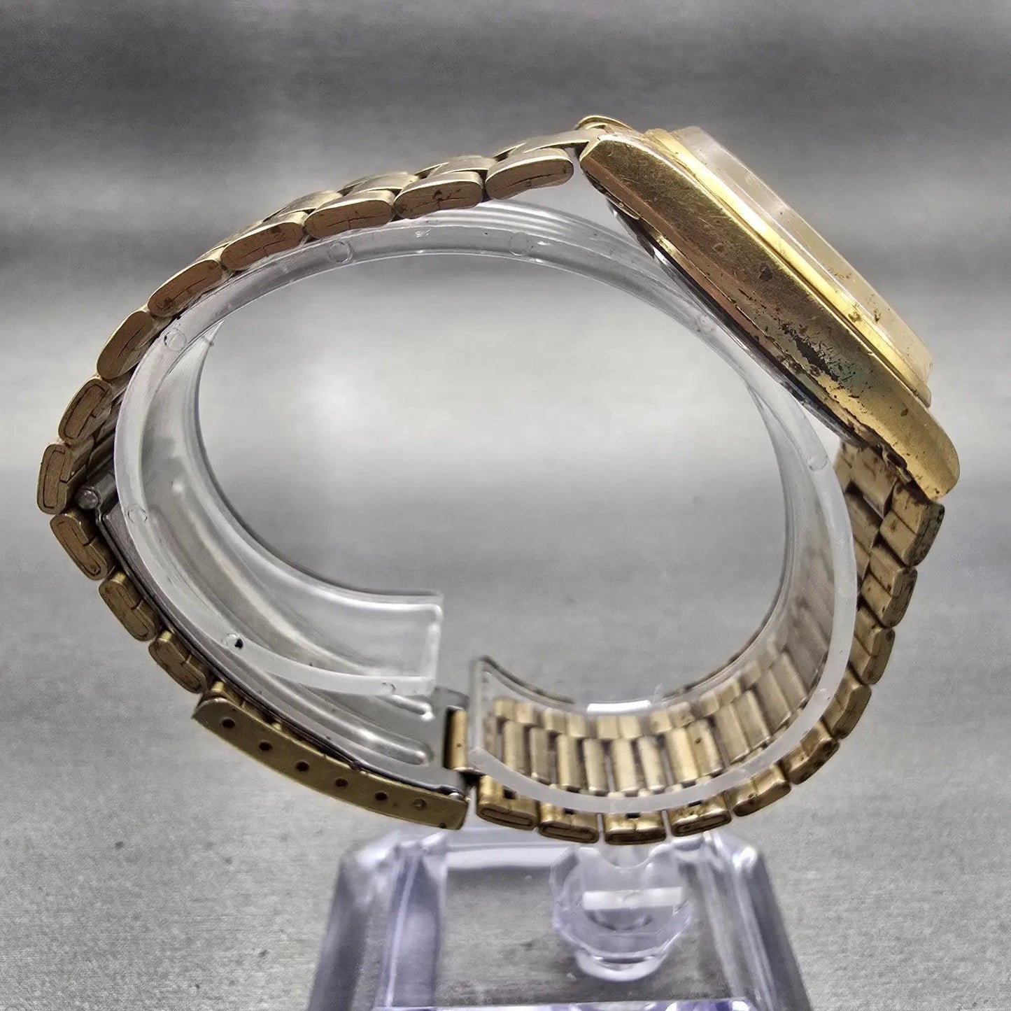 Seiko SQ Watch Men 32mm Gold Dial Gold Tone Date Round 5Y22-6009 New Battery VTG8