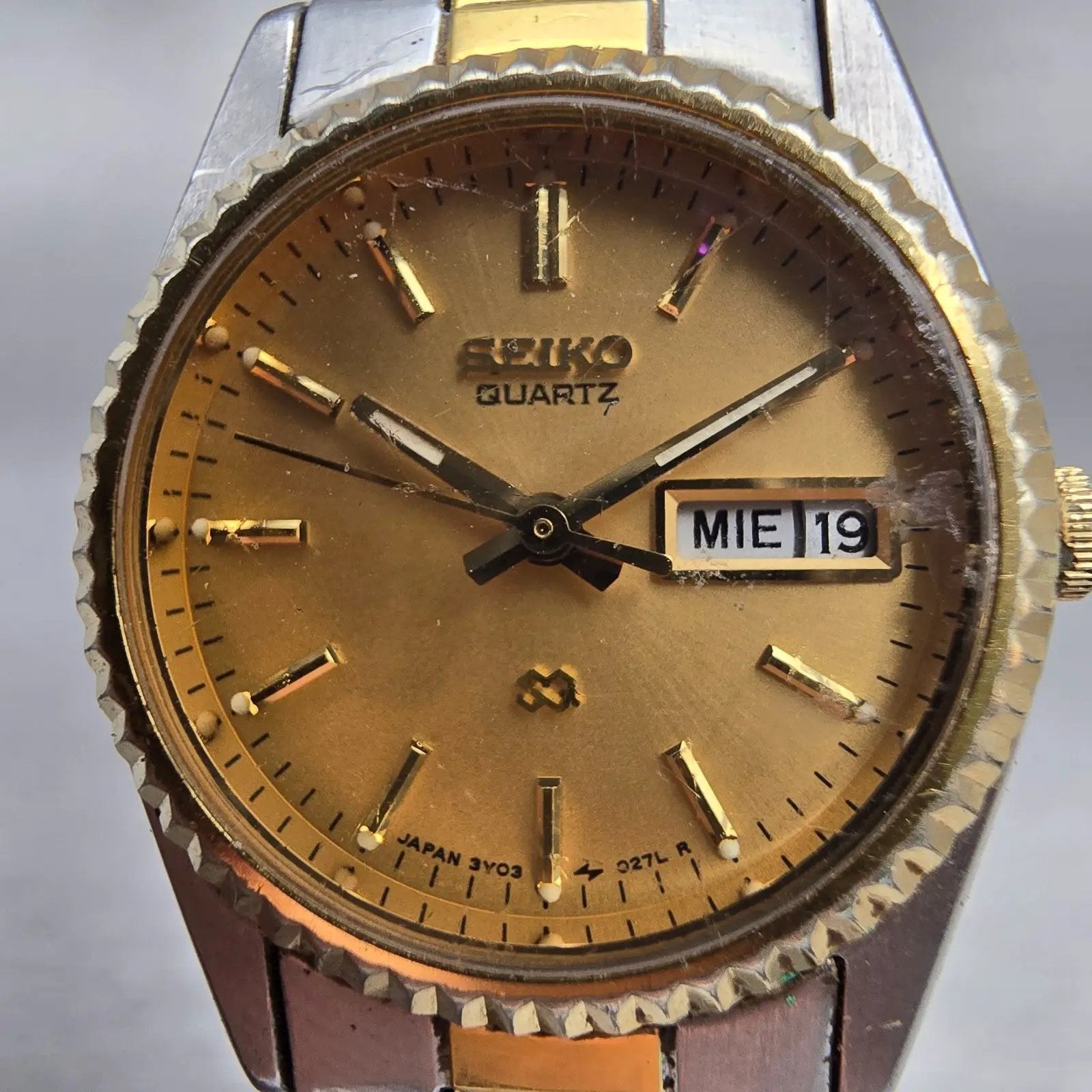 Seiko SQ Watch Women 24mm Gold Dial Two Tone Daydate Round 3Y03-0160 New Battery1