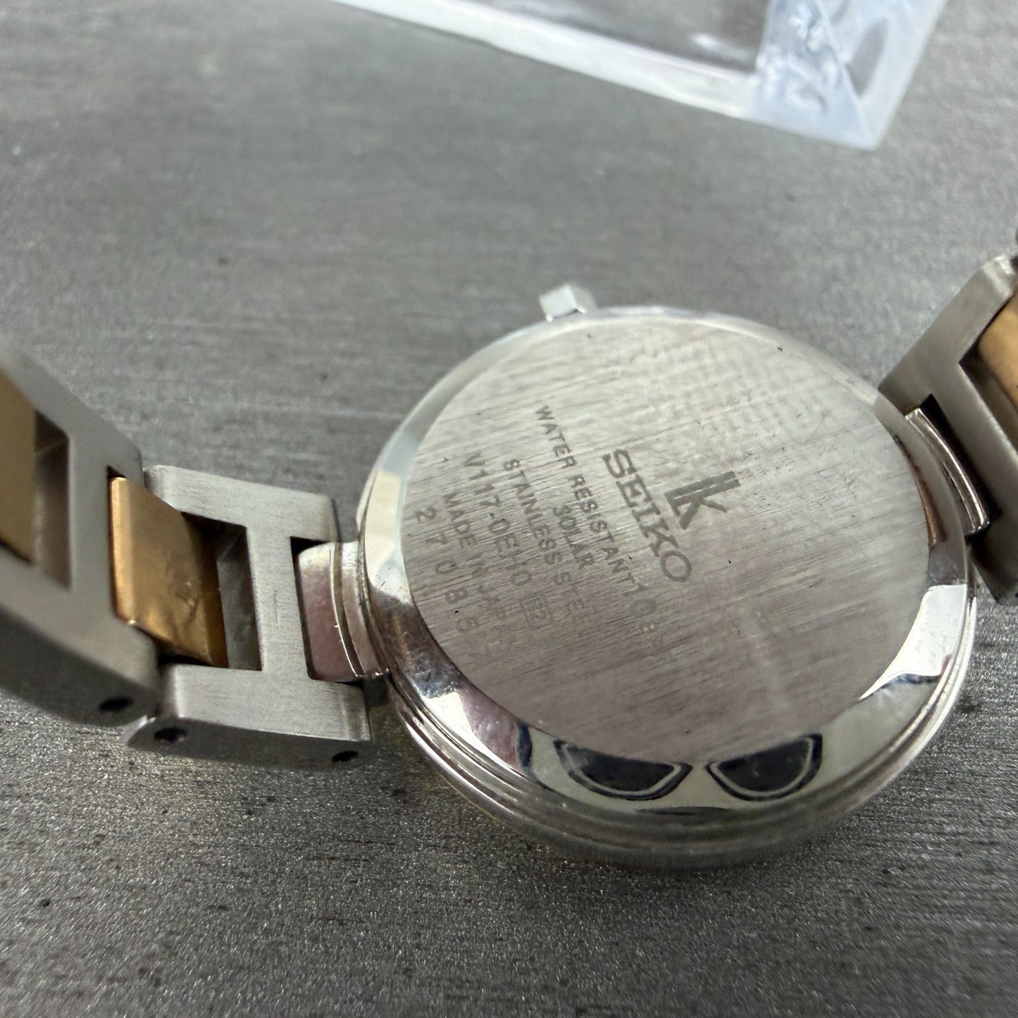 Seiko Solar Lukia Watch 24mm Women White Dial Two Tone Round V117-0EH0 Runs10