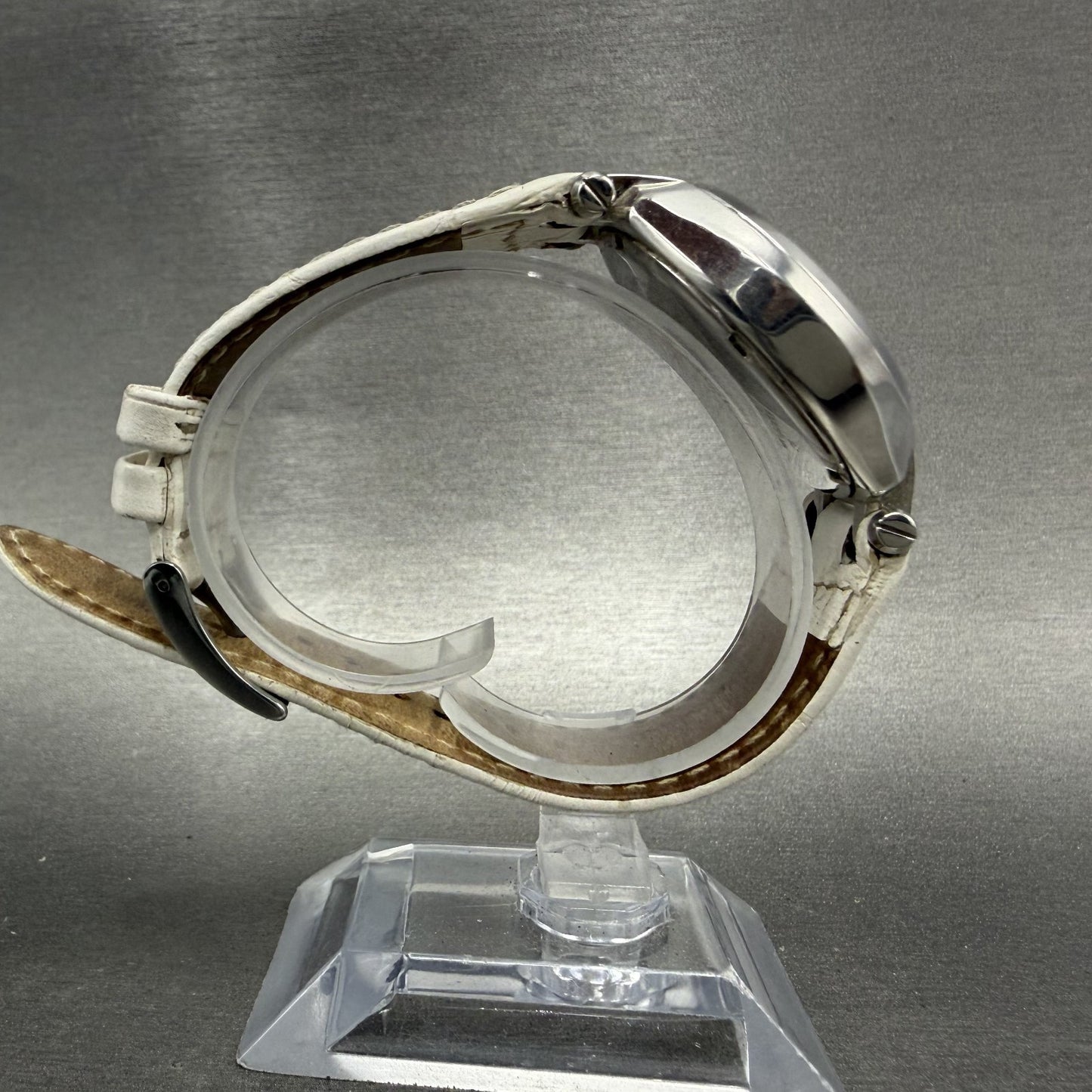 Michael Kors Chronograph Watch Women 36mm White Dial Silver Tone date New BattAB8