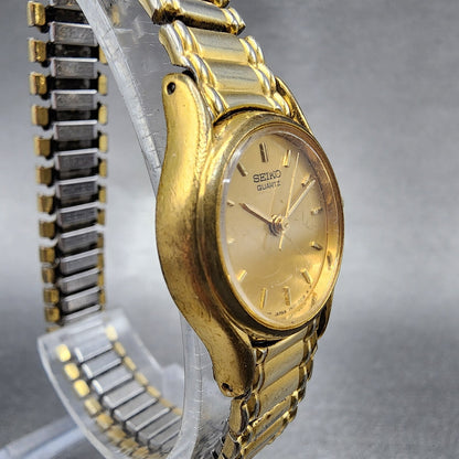 VTG Seiko Watch Women 20mm Gold Dial Gold Tone Round 1N01-0E19 New Battery
