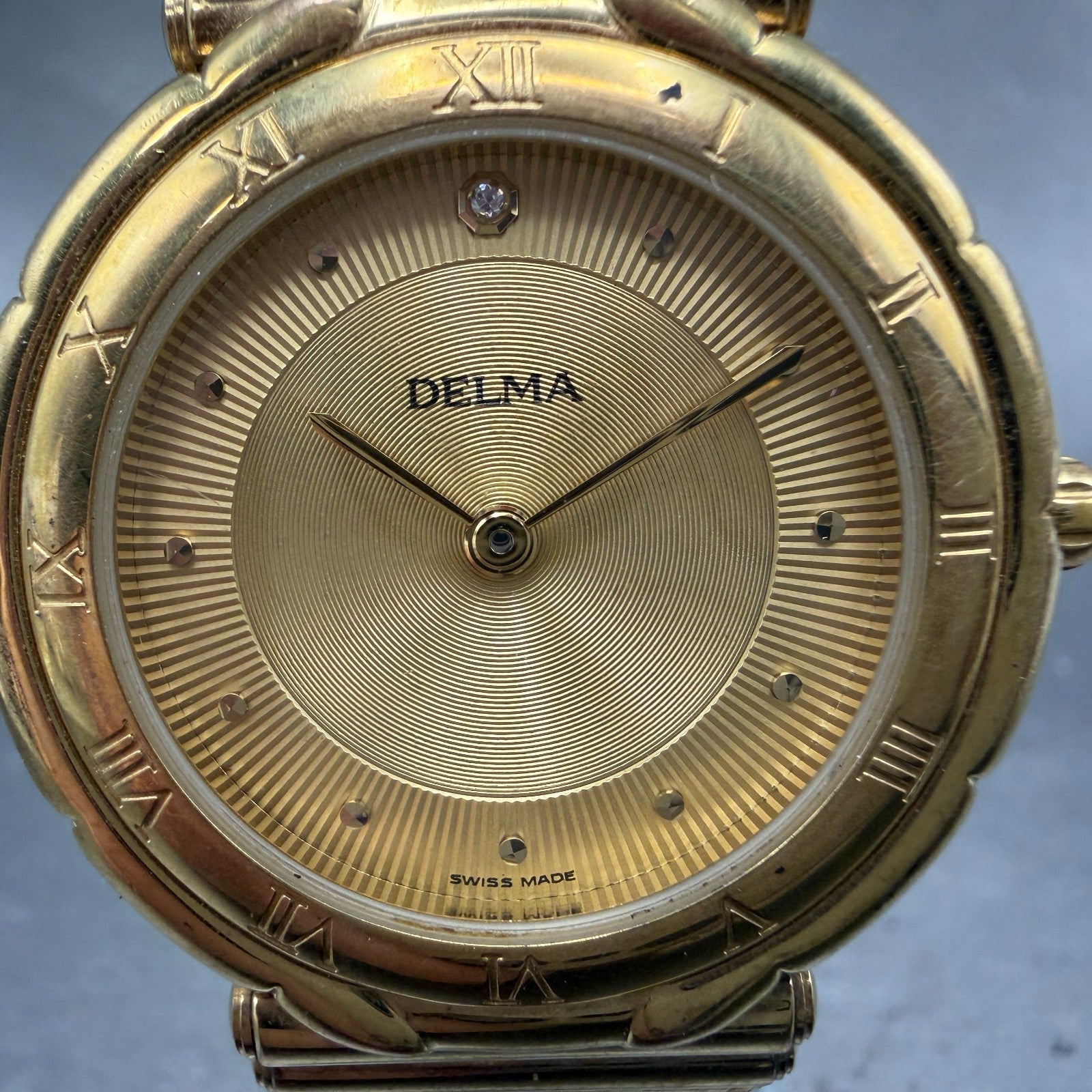 Delma Watch Men 34mm Gold Dial Gold Tone Round Bracelet Swiss New Battery1