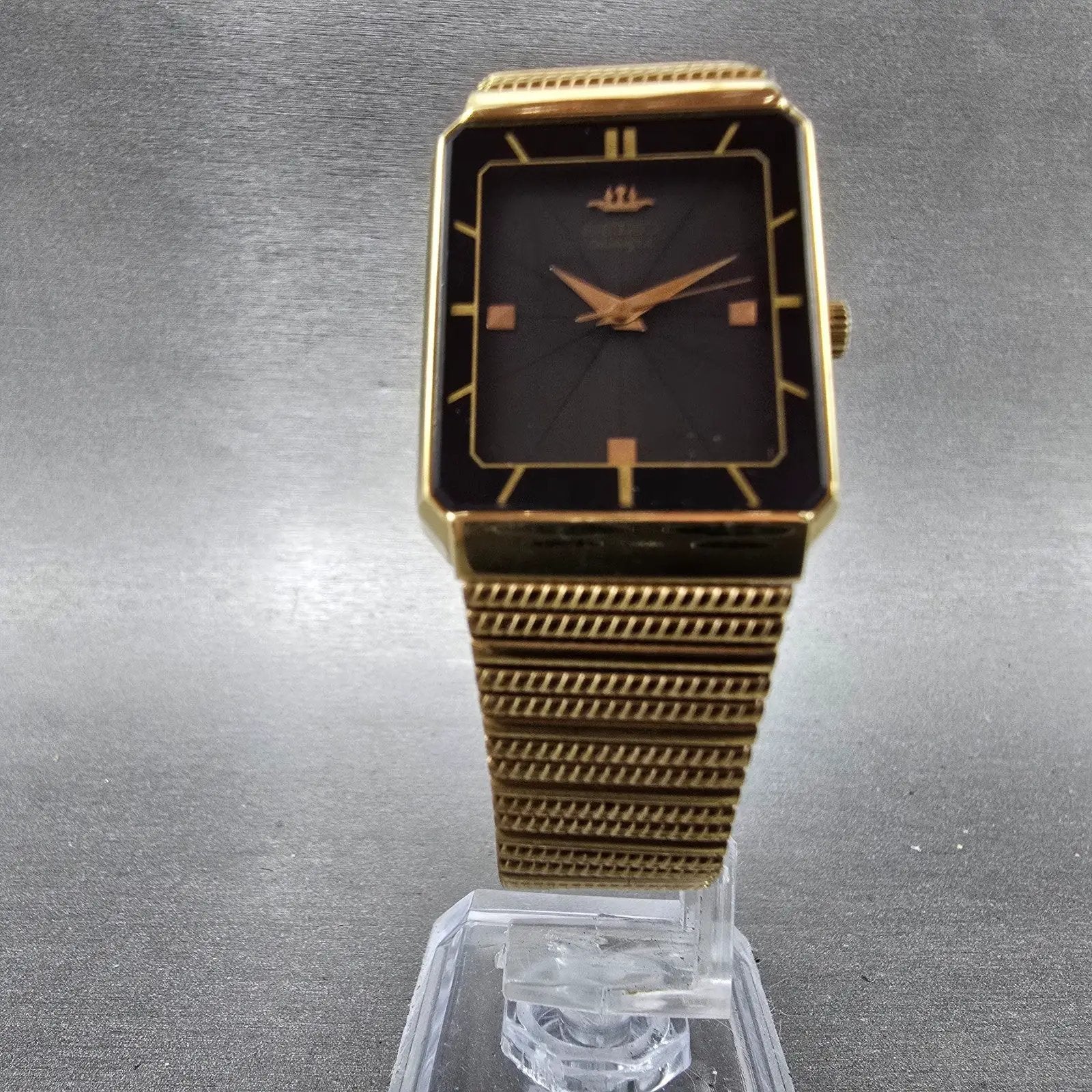 Seiko Tank Watch Men 24mm Black Dial Gold Tone Rectangle 8Y21-509A New Battery5