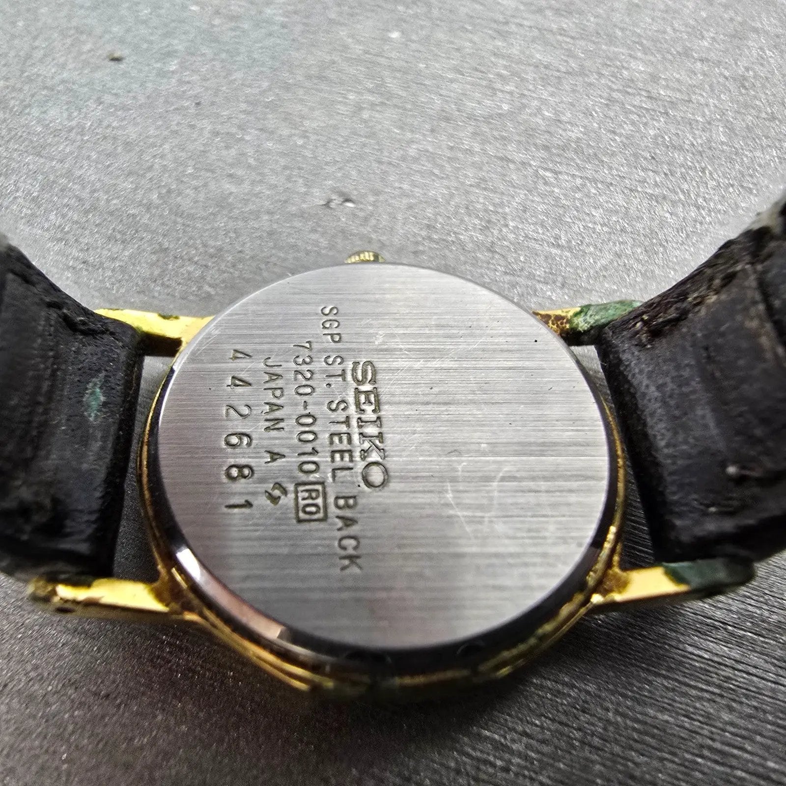 Seiko Watch Women 21mm Gold Dial Gold Tone Round 7320-0010 New Battery Vintage9