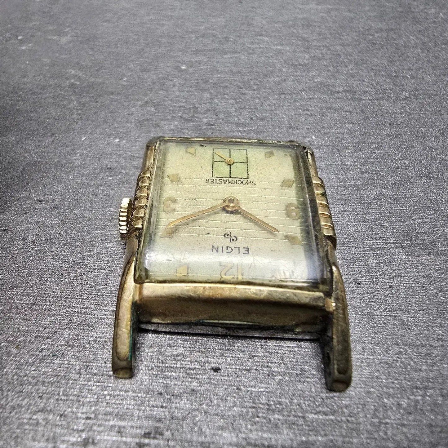 Elgin Shockmaster Tank Watch Men 26mm Cream Dial Gold Plated Manal Wind Runs4